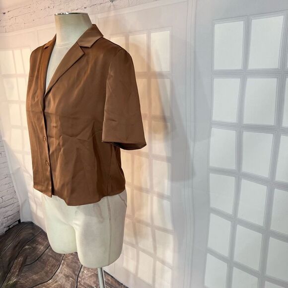 House of Harlow Short Sleeve Collar Button Down Satin Brown Crop Blouse Sz S NWT - Picture 5 of 12